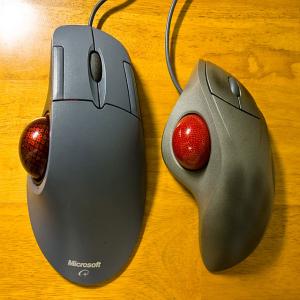 trackballs _thumb type (in Input devices)
